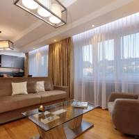 Two-Bedroom Apartment with Spa Bath