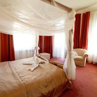 Deluxe Suite with Balcony