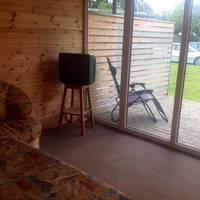One-Bedroom Bungalow with Shared Bathroom
