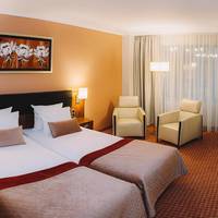 Standard Double or Twin Room with Atrium View