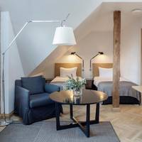 One-Room Apartment with Twin Beds
