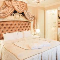 Premium Double Suite with Gym Access 