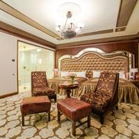 London Suite with Gym Access 