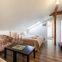 Deluxe Family Room with Bowling Access