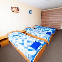 Economy Room (5 adults)