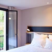 Deluxe Double or Twin Room with Mountain View