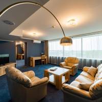 One-Bedroom Apartment with Spa Bath