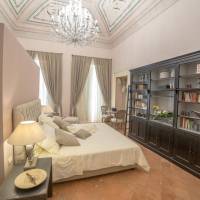 Queen Suite with Spa Bath