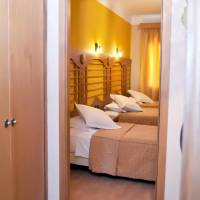 Family Room (4 Adults)