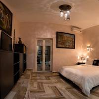 Rkia Suite