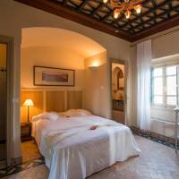 Small Single Room