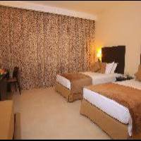 Room #9914871