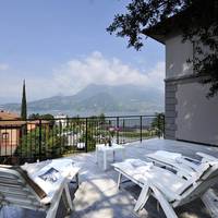 Superior Double Room with Lake View and Terrace