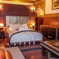 Eiden Suite