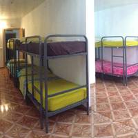 Single Bed in Mixed Dormitory Room