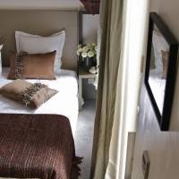 Tazzarart Double Room
