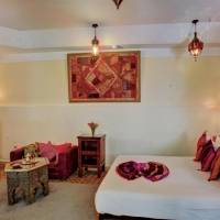 Sharifa Double Room