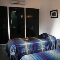Bruant Twin Room