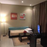 Family Room (3 Adults + 1 Baby)
