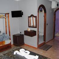 Single Room with Shared Bathroom
