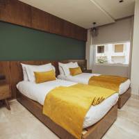 Superior King Suite