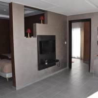Senior Suite
