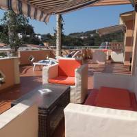 One-Bedroom Apartment with Terrace