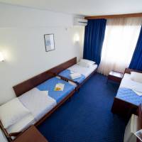 Standard Triple Room with Sea View