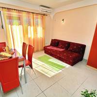 One-Bedroom Apartment with Balcony (4 Adults)