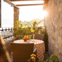 Studio with Patio and Sea View
