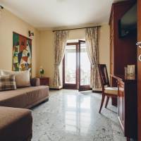 Senior Suite with Terrace