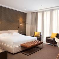 One-Bedroom Apartment (4 Adults)