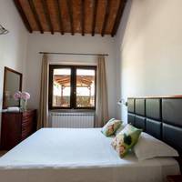 Three-Bedroom Apartment with 2 Bathrooms