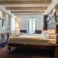 King Suite with Balcony