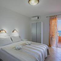Triple Room with Balcony and Sea View