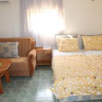 One-Bedroom Apartment with Terrace