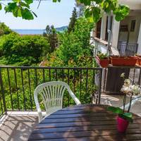 One-Bedroom Apartment with Balcony