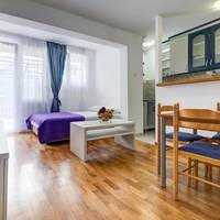 Apartment (5 Adults)