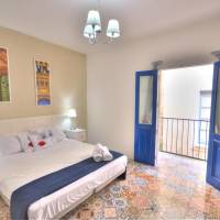 Superior Studio with Balcony and Street View
