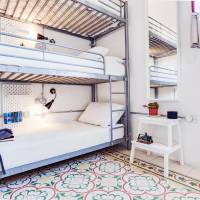 Bunk Bed in Mixed Dormitory Room