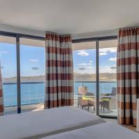 Quadruple Room with Sea View
