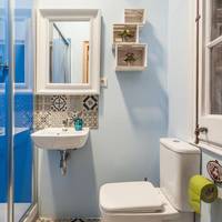 Twin Room with Private External Bathroom