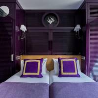 Two Connecting Double Rooms (2 Adults + 2 Children)