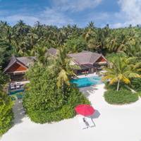 Three-Bedroom Family Beach Pavilion with Pool