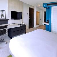 Queen Room with Mobility Access