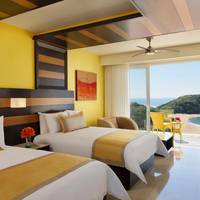 Preferred Club Junior Suite with Two Double Beds Ocean Front 