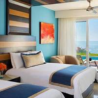 Preferred Club Junior Suite Swimout with Two Double Beds