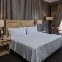 Deluxe King Room - Non-Smoking