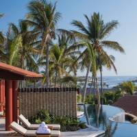 Luna Ocean Villa