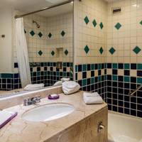 Room #18580715